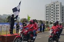 নিরাপত্তা নিয়ে মৎস্যজীবীদের সচেতন করতে উপকূলরক্ষী বাহিনীর বিশেষ র‌্যালি