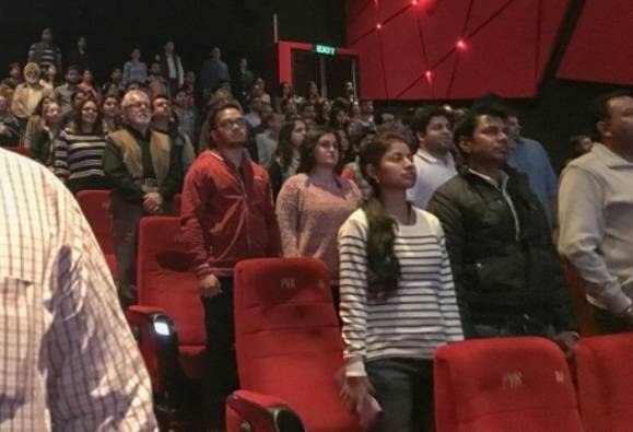 Man Assaulted For Not Standing Up During National Anthem Scene Of Dangal ‘দঙ্গল’ ছবির জাতীয় সঙ্গীতের দৃশ্যে উঠে না দাঁড়ানোয় প্রৌঢ়ের মুখে ঘুঁষি মদ্যপের