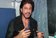 \'ক্লাস ফাঁকি দিয়ে রইস দেখব\', ট্যুইট কলেজ পড়ুয়ার, জবাবে কী বললেন শাহরুখ?