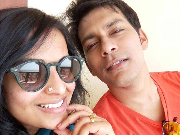 লখনউয়ে মধুচন্দ্রিমায় ওম-তোরা