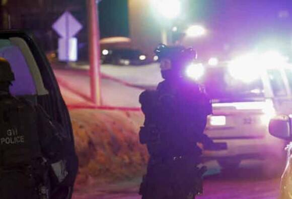 Quebec Mosque Shooting Five Reportedly Killed In Gun Attack কানাডার কুইবেকে ধর্মস্থানে তিন বন্দুকবাজের হানা, নিহত অন্তত ৬