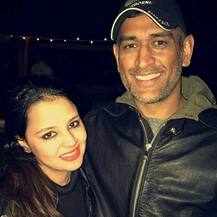 মেয়ের জন্মদিন পালন করতে মুসৌরিতে ধোনি