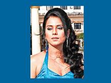 এ ম্যাডাম সে ম্যাডাম নন! শুভ্রা নন, ‘ম্যাডাম রোজ ভ্যালি’ অন্য কেউ?