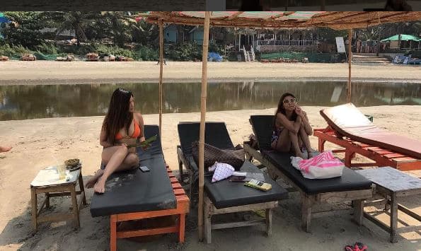 রিয়া না হয় ঘুরে এলেন। তা, আপনি কবে যাচ্ছেন?