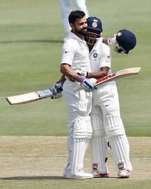 দেখুন, প্রথম ব্যাটসম্যান হিসেবে টানা চার টেস্ট সিরিজে দ্বিশতরান বিরাট কোহলির