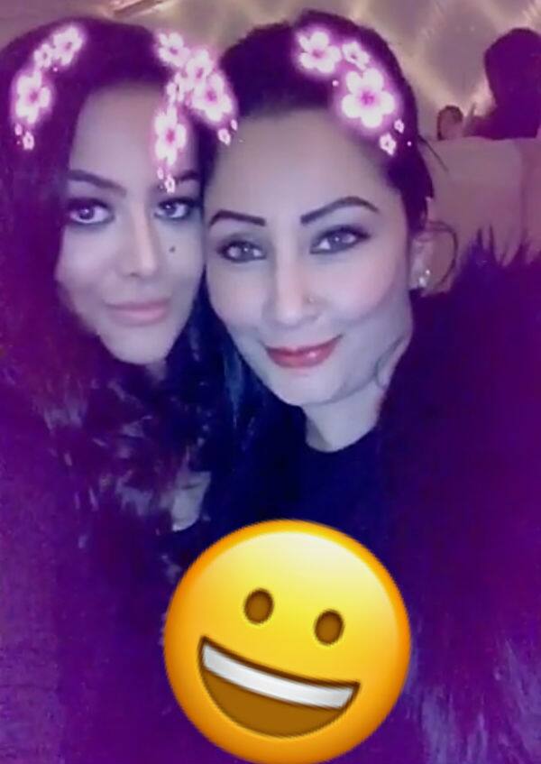 কিন্তু দেখা যাচ্ছে, সময় সত্যিই ভুলিয়ে দেয় সব কিছু!