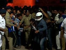 রোগী ভর্তি ঘিরে এসএসকেএমে ধুন্ধুমার, জুনিয়র ডাক্তারকে ‘মারধর’, পাল্টা মারের অভিযোগ