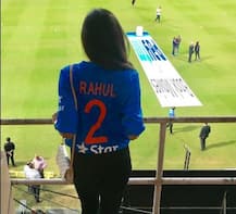 টিম ইন্ডিয়ার ওপেনার কে এল রাহুলের এই ‘মিস্ট্রি গার্ল’ কে?