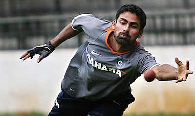 Dont Care About Tundey Kebab But There Should Be No Gunday Mohammad Kaif Backs Yogi Adityanath তুন্ডে কাবাব না পাওয়া যাক, গুন্ডা না থাকলেই হল, আদিত্যনাথের সমর্থনে কাইফ