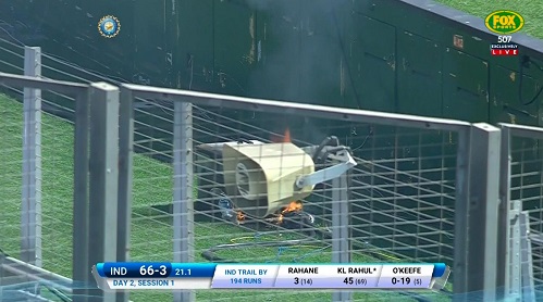 স্টেডিয়ামে আগুন, কয়েক মিনিট বন্ধ থাকল খেলা