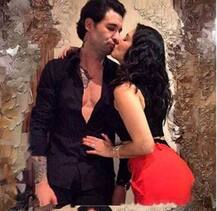 নতুন ফটোশ্যুটে সাহসী সানি লিওন