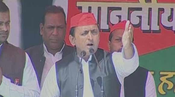 Akhilesh Supported Cheating In Exam Says Its Okay Everyone Does It পরীক্ষায় নকলে সমর্থন অখিলেশের, বললেন, ঠিক আছে, সকলেই তো করে