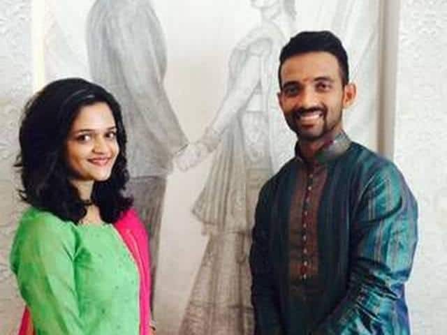 অজিঙ্ক এবং রাধিকাকে মুম্বইয়ে কখনও একসঙ্গে কোনও ক্লাবে দেখা যায়নি। তাঁরা বেশিরভাগ সময় বাড়ির মধ্যেই থাকতেন, পরিবারের লোকের সঙ্গে একসঙ্গে সময় কাটাতে পছন্দ করতেন।রাহানের বহু বন্ধুদের দাবি, অজিঙ্ক-রাধিকার দেখাশোনা করেই বিয়ে হয়েছে। তবে দুজনে দুজনকে জানার কিছুটা সময় পেয়েছিলেন 