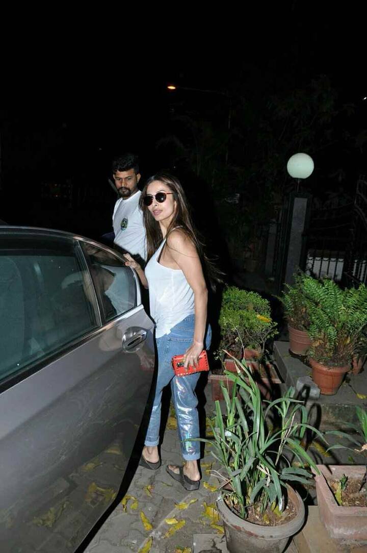 সম্প্রতি তিনি জানিয়েছেন, সে রকম ভালো চরিত্র পেলে কোনও সিনেমার মূল চরিত্রে অভিনয়ের কথা ভাববেন তিনি।