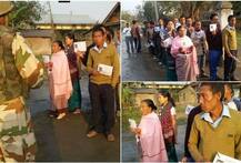 উত্তরপ্রদেশে ষষ্ঠ ও মণিপুরে প্রথম দফার ভোটগ্রহণ চলছে