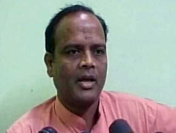 Mp Police File Case Against Rss Leader For Bounty Statement বিজয়নের মাথার দাম ঘোষণা: কুন্দন চন্দ্রাবতের বিরুদ্ধে মামলা মধ্যপ্রদেশ পুলিশের