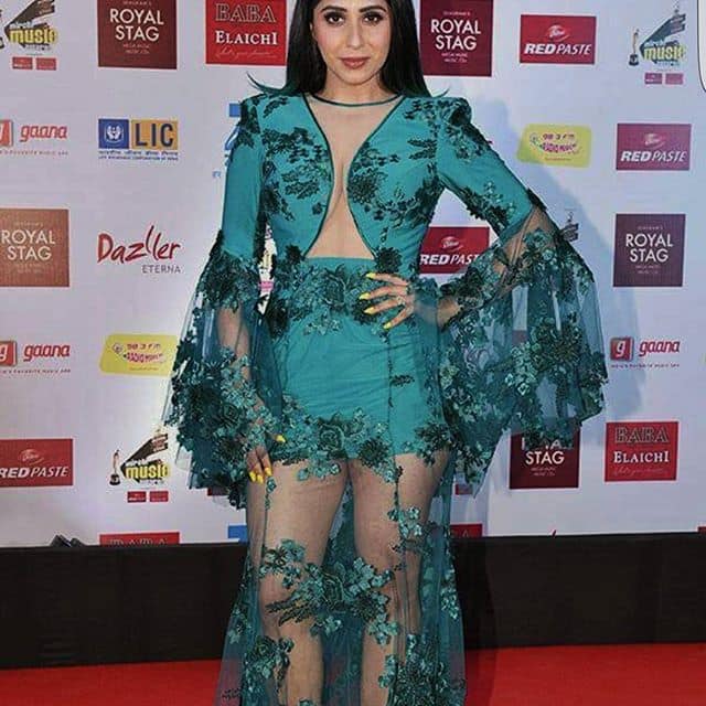 অনেকেই মনে করছেন, নেহার এই লড়াই ভবিষ্যতেও দেখা যাবে।