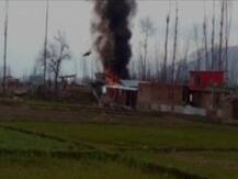 জম্মু-কাশ্মীরের পুলওয়ামায় ফের সেনা-জঙ্গি গুলির লড়াই, মৃত দুই লস্কর জঙ্গি সহ এক সাধারণ নাগরিক