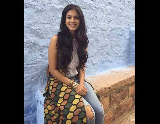 সূত্রের খবর, সিনেমার প্রধান মহিলা চরিত্রের জন্য যে ধরনের অভিনেত্রী মজিদি চাইছিলেন, তার সঙ্গে একেবারেই মিলে গিয়েছেন মালবিকা। ছবি সৌজন্যে ইন্সটাগ্রাম