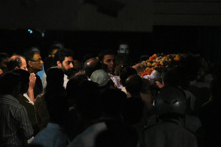 প্রয়াত কৃষ্ণরাজের পরিবারে মেয়ে ঐশ্বর্যা ছাড়াও রয়েছেন স্ত্রী বৃন্দা রাই, ছেলে আদিত্য, পুত্রবধূ শ্রীমা, জামাতা অভিষেক বচ্চন ও নাতনি আরাধ্যা। 