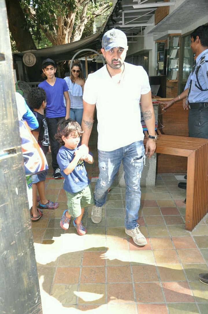 ছবি: মানব মঙ্গলানি 