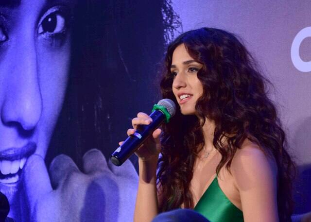 সূত্রের খবর পুনীত মালহোত্রা দিশাকেই এই ছবির জন্যে নিতে বেশি আগ্রহী। কারণ সম্প্রতি তাঁরা একসঙ্গে একটি বিজ্ঞাপনেও কাজ করেছেন। 