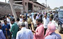 উত্তরপ্রদেশের হাথরাসে পুড়িয়ে দেওয়া হল চারটি মাংসের দোকান