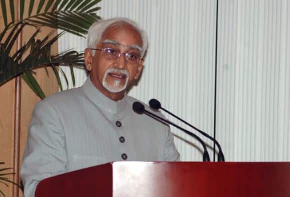 A Sense Of Insecurity Is Creeping In Among Muslims Hamid Ansari মুসলিমদের মধ্যে ছড়িয়ে যাচ্ছে নিরাপত্তাহীনতার অনুভূতি, দাবি করলেন বিদায়ী উপরাষ্ট্রপতি হামিদ আনসারি