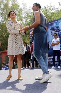 ‘নাম শাবানা’ ছবির প্রচারে গিয়ে অক্ষয় কুমারের সঙ্গে ঘটে গেল অদ্ভুত ঘটনা... কী হল?