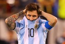 সহকারি রেফারিকে কুরুচিকর মন্তব্য, জাতীয় দলের হয়ে চার ম্যাচ সাসপেন্ড মেসি