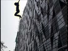 নিগ্রহ করেছেন শিক্ষকরা; অপমানে স্কুলের ৪ তলা থেকে লাফিয়ে পড়ল কেরলের কিশোরী, মৃত্যু