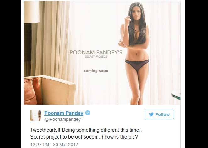 পুনম যে ছবি পোস্ট করেছেন তাতে তাঁকে টপলেস দেখা গিয়েছে।