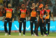 দেখুন, প্রথম বাঁ হাতি বোলার হিসেবে আইপিএল-এ ১০০ উইকেট নিলেন নেহরা