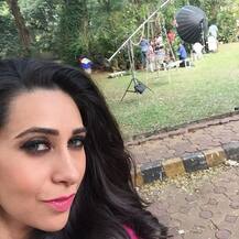 করিশ্মা কপূরের সাম্প্রতিক এই ইন্সটাগ্রাম পোস্ট থেকে প্রমাণিত ‘এজ ইজ জাস্ট আ নাম্বার’