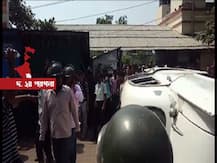 দেরিতে ট্রেন, যাত্রী বিক্ষোভ, রণক্ষেত্রে নুঙ্গি স্টেশন, অবরোধ, চালক ও গার্ডকে ‘মারধর’