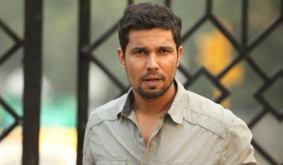 রণবীর হুডাও প্রত্যাখ্যান করেছেন এ ধরনের বিজ্ঞাপন। তাঁর কথায়, রং ফর্সা হলেই যে সুন্দর, তা বিশ্বাস করেন না তিনি। 