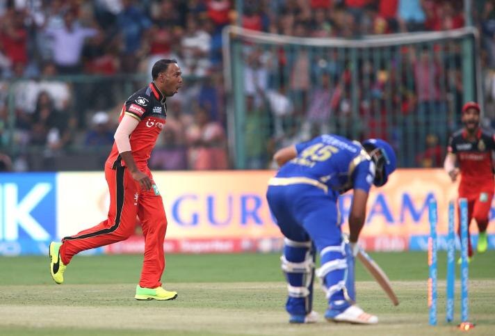 বদ্রীর দাপটে আজ আরসিবি-র স্বল্প রান তাড়া করতে নেমে মাত্র ৭ রানেই ৪ উইকেট হারিয়ে চাপে পড়ে যায় মুম্বই ইন্ডিয়ান্স