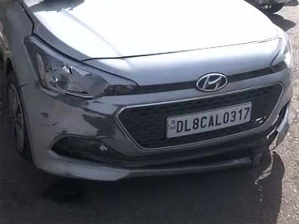 One Killed After Class Xii Student Runs Over Car দিল্লিতে দ্বাদশ শ্রেণীর পড়ুয়ার বেপরোয়া গাড়ির ধাক্কায় মৃত ফুটপাতবাসী
