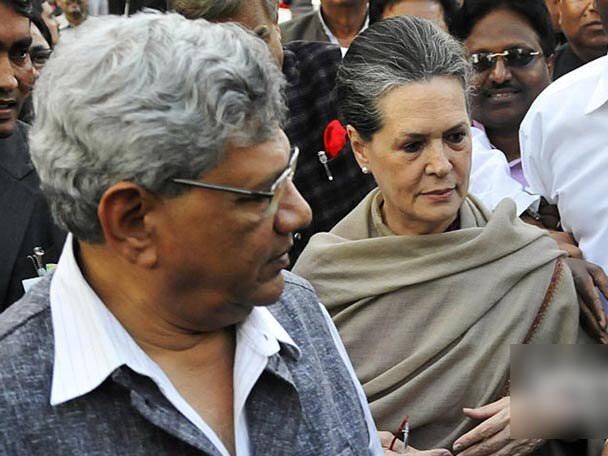 Yechury Meets Sonia Gandhi For Talks Over Common Presidential Candidate রাষ্ট্রপতি নির্বাচন নিয়ে সনিয়ার সঙ্গে আলোচনা ইয়েচুরির