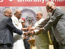 ৫২তম জ্ঞানপীঠ পুরস্কার পেলেন কবি শঙ্খ ঘোষ