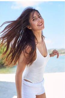 দুটি মাত্র ছবি, ইনস্টাগ্রামে ক্যাটরিনার ফলোয়ার সংখ্যা আট লক্ষ ছাড়াল