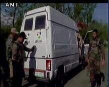 কাশ্মীরে ব্যাঙ্কের ক্যাশ ভ্যান লুঠ, জঙ্গি হামলায় হত ৫ পুলিশ, ২ ব্যাঙ্ক কর্মী, দায় নিল হিজবুল