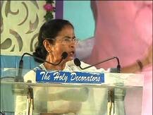 ভয়াবহ পরিস্থিতি দেশে, নাম না তুলে ভিডিও পোস্ট করে ট্রোলড কাজল প্রসঙ্গে মমতা