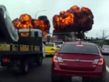 ধরা পড়ল ক্যামেরায়: আগুন ধরে রাস্তায় আছড়ে পড়ল কপ্টার