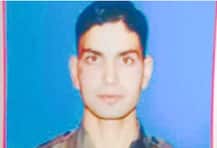 গান স্যালুট সেনার, পূর্ণ সামরিক মর্যাদায় লেফটেন্যান্ট উমর ফয়াজের শেষকৃত্য সম্পন্ন