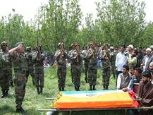 গান স্যালুট সেনার, পূর্ণ সামরিক মর্যাদায় লেফটেন্যান্ট উমর ফয়াজের শেষকৃত্য সম্পন্ন