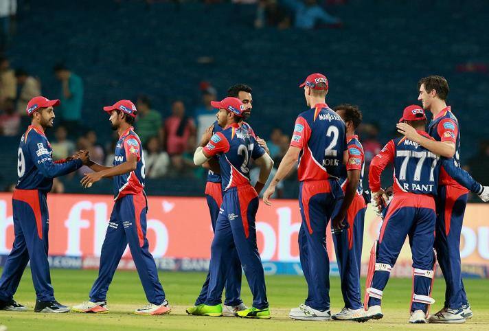 দিল্লির অবশ্য এবারের আইপিএলের প্লেঅফে খেলার আর কোনও সম্ভাবনাই নেই। ১২ ম্যাচের মধ্যে তারা ৫ টিতে জিতেছে।