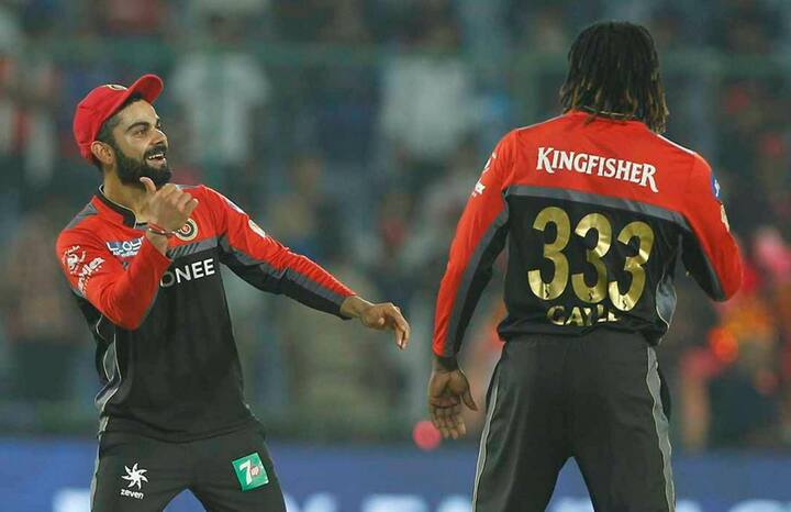 এই ম্যাচে প্রথমে ব্যাট করে ৬ উইকেটে ১৬১ রান করে আরসিবি। বিরাট করেন ৫৮ রান। জবাবে ১৫১ রানে অলআউট হয়ে যায় দিল্লি