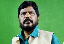 বিতর্ক অর্থহীন, স্বাধীনতার আগে জিন্নার ছবি টাঙানো হয়েছিল এএমইউয়ে, জনগণের সেন্টিমেন্ট মাথায় রেখে সরিয়ে দেওয়া যায়, বললেন কেন্দ্রীয় মন্ত্রী