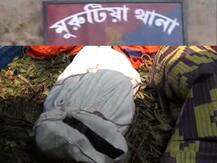 বিবাহবহির্ভূত সম্পর্কের সন্দেহে স্ত্রীকে খুন করে থানায় আত্মসমর্পণ স্বামীর